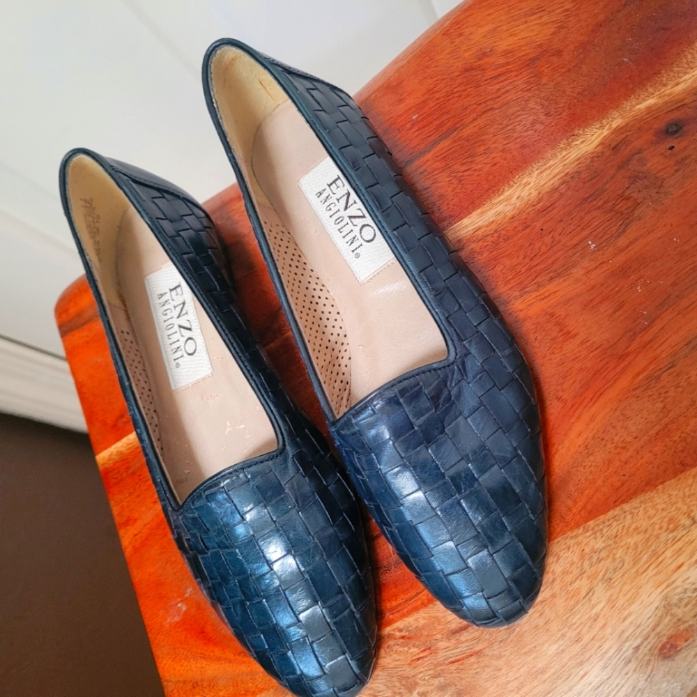 Vintage 90s genuine leather Enzo Angiolini "Genius"basket weave.